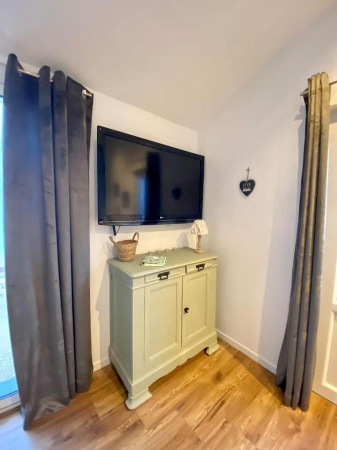 Appartement Le Petit Beauregard à Le Fenouiller Extérieur photo